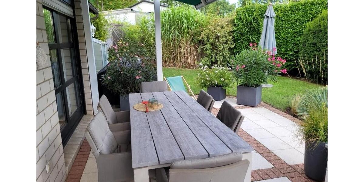 Wohnung wie ein Haus im Haus mit Garten und Pool zimmer