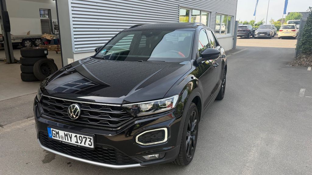 VW T-Roc 74.212 km 21.900 &euro; RADEVORMWALD 42477