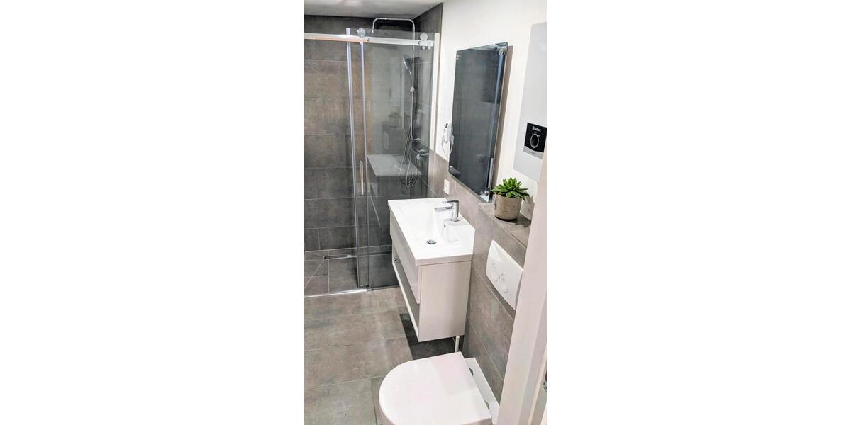 Einfamilienhaus Langenfeld (Rheinland) - 2 Zimmer, 27 m&sup2;, 550&euro; | Angebot:24459084