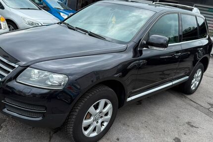 VW Touareg 338.000 km 2.999 &euro; Leverkusen 51379