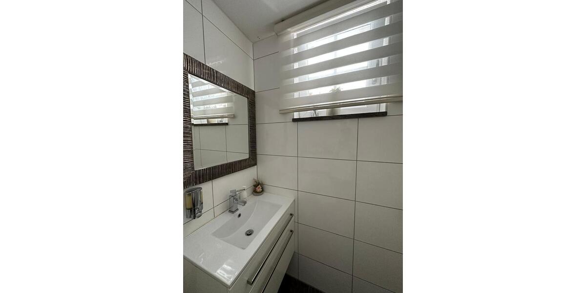Doppelhaushälfte Köln Kalk - 4.5 Zimmer, 130 m&sup2;, 2.200&euro; | Angebot:24604060