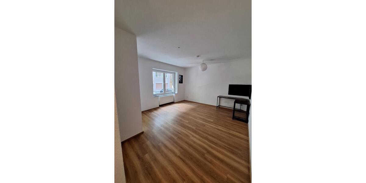 Etagenwohnung Düsseldorf Stadtmitte - 1 Zimmer, 29 m&sup2;, 900&euro; | Angebot:24715764