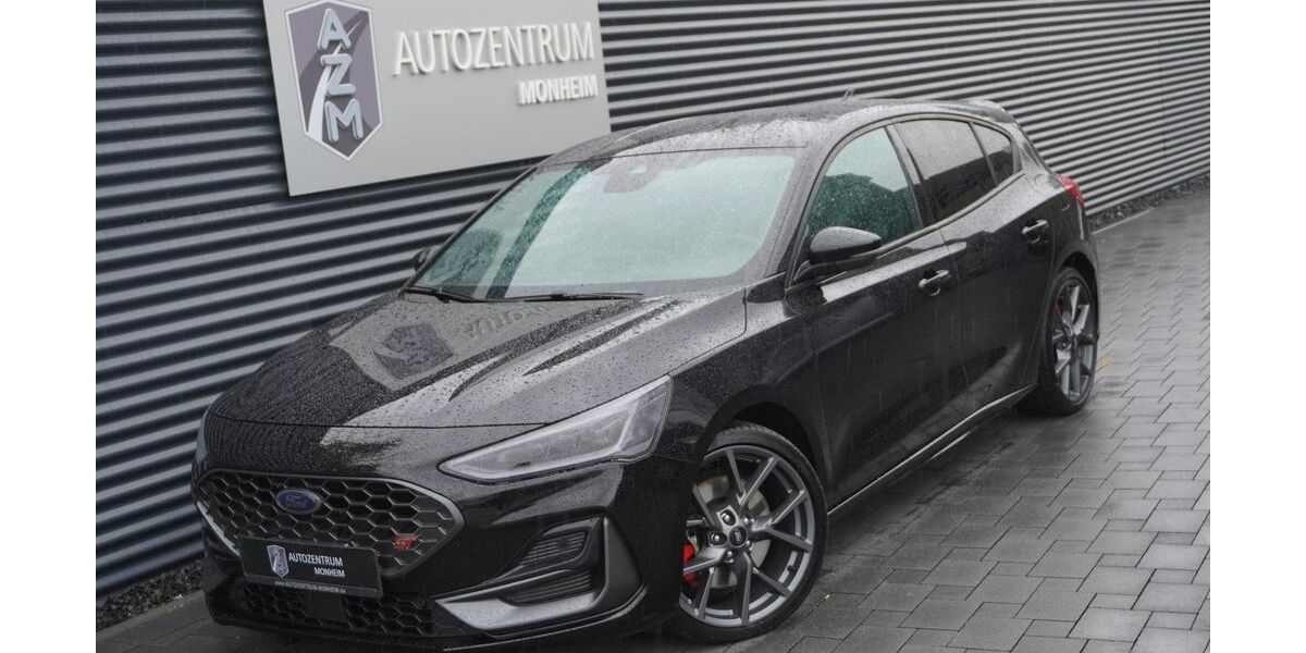 Ford Focus 65.000 km 29.990 € Monheim am Rhein 40789