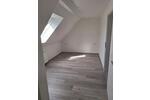 Dachgeschoßwohnung Langenfeld (Rheinland) - 2 Zimmer, 70 m&sup2;, 1.200&euro; | Angebot:26214129