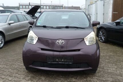 Toyota IQ 223.000 km 2.890 &euro; Düsseldorf 40599