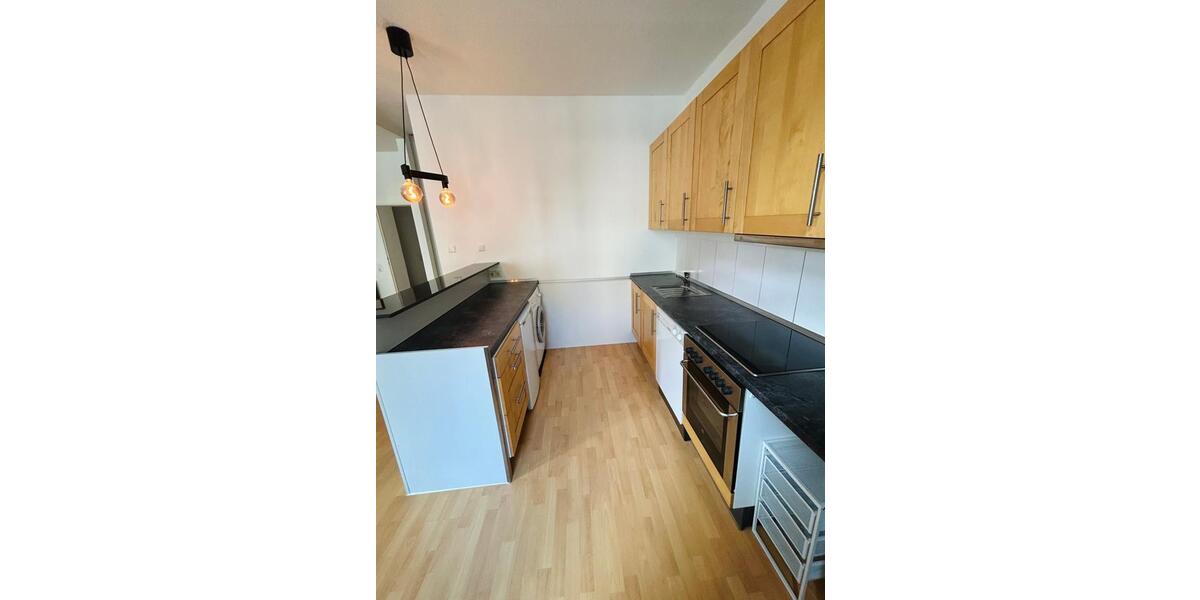 Etagenwohnung Düsseldorf Oberbilk - 1 Zimmer, 42 m&sup2;, 1.250&euro; | Angebot:24475320