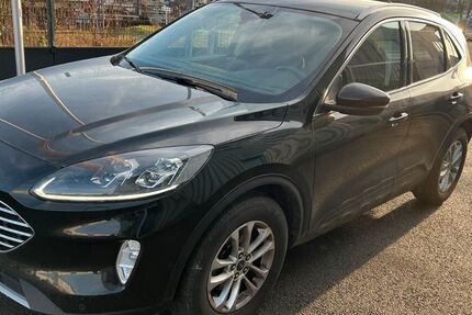 Ford Kuga 127.000 km 13.900 &euro; Wipperfürth 51688