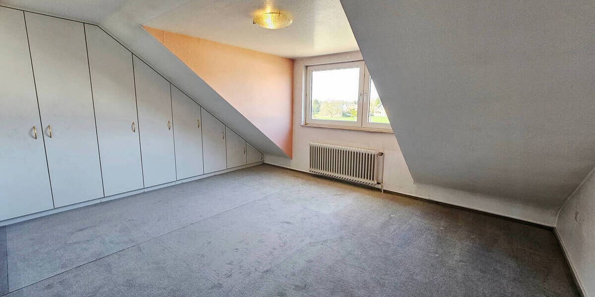 Etagenwohnung Burscheid - 2 Zimmer, 80 m&sup2;, 220.000&euro; | Angebot:25938791