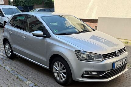 VW Polo 121.500 km 6.699 &euro; Köln 50672