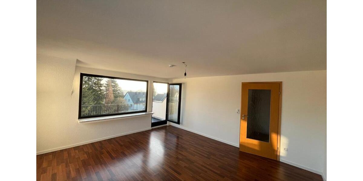 Dachgeschoßwohnung Bergisch Gladbach Paffrath - 2 Zimmer, 72 m&sup2;, 920&euro; | Angebot:27592531