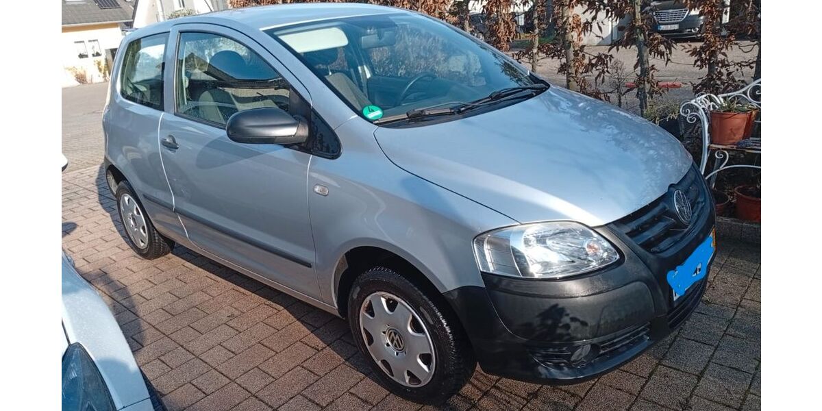 VW Fox 98.000 km 2.550 &euro; Köln 50858