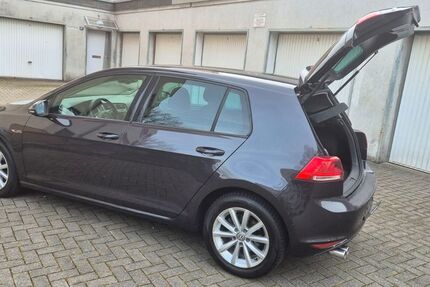 VW Golf 153.900 km 10.500 &euro; Köln 51061
