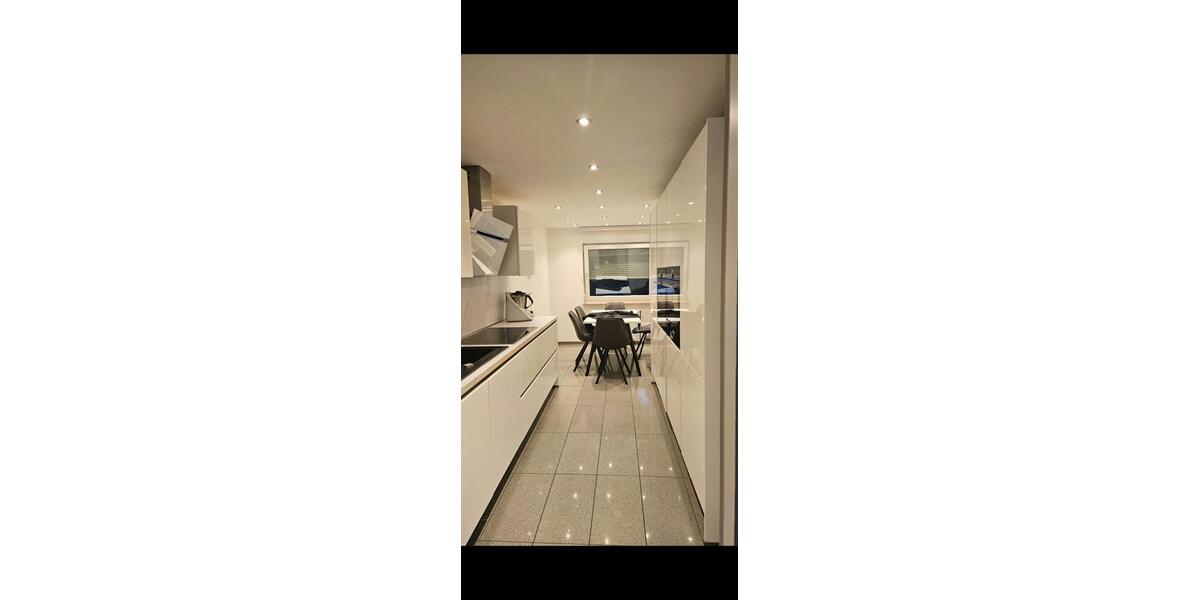 Etagenwohnung Erkrath - 4 Zimmer, 101 m&sup2;, 350.000&euro; | Angebot:27257828